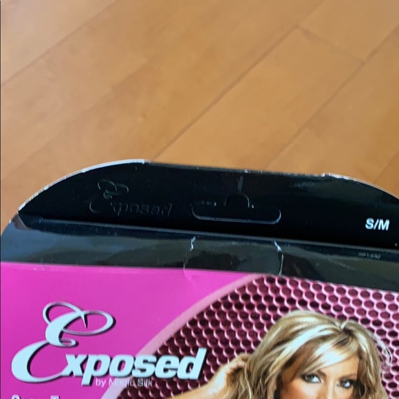 Crop top and shorts - Picture 4 of 5